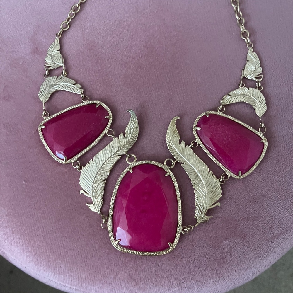 Kendra Scott statement necklace - Picture 5 of 6